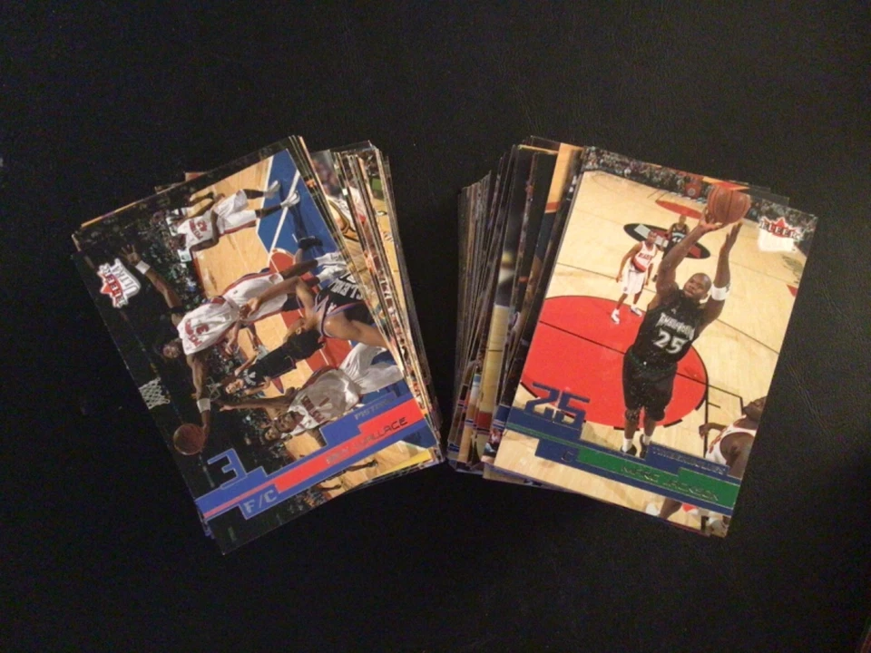 2002-03 FLEER ULTRA Basketball Base Singles You Choose ONE Card - Image 1 of 1