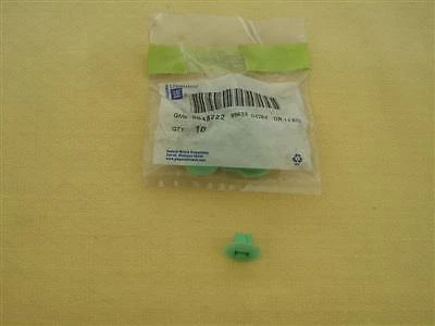 BUICK 3548222 1997-1999; PORCA PUSH-IN PARK AVENUE; ACABAMENTO INFERIOR DA PORTA DIANTEIRA E TRASEIRA, - Imagem 1 de 1