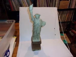 Vintage Jim Beam Bourbon Ceramic Statue of Liberty Decanter, Collectible 20" - Picture 1 of 7