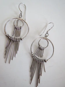 New w/o Tags STAINLESS STEEL Dangle DROP EARRINGS 2.5" Length - Bild 1 von 5