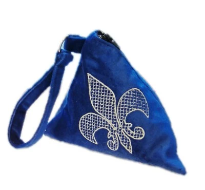 Bolsa de cosméticos de terciopelo piramidal "Lily" roja azul Veralis VL-CB-07 Foto 1 de 4