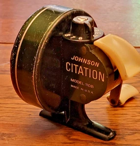 Mulinello da Pesca Vintage Johnson Citation Modello 110B Spin Cast - Foto 1 di 10