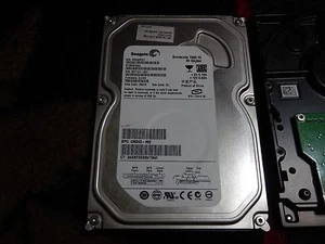 Seagate Barracuda 7200.10 80Gb HDD 3.5" SATA 9CY131-021 ST380815AS - Picture 1 of 3