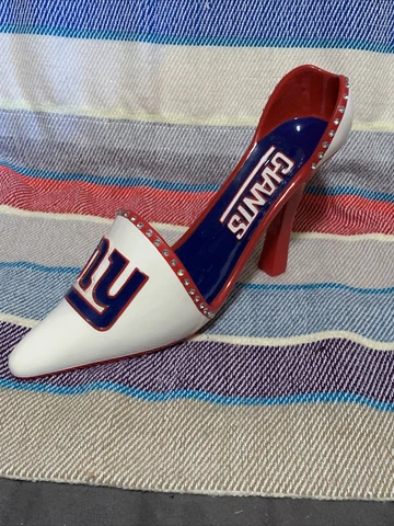 NEW YORK GIANTS HIGH HEEL SHOE WINE BOTTLE HOLDER MINT CONDITION Cover