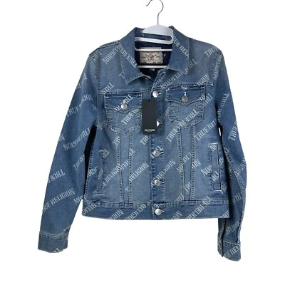 Chaqueta True Religion Relaxed Trucker Allover Logo Para Mujer Talla M Nueva con Etiquetas Precio de venta sugerido por el fabricante $179 Foto 1 de 4