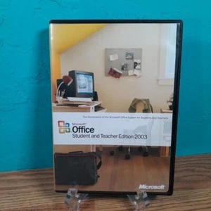 Microsoft Office Student and Teacher Edition 2003 - Complete in Box CIB with Key - Picture 1 of 3