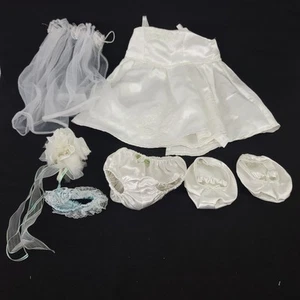 Build A Bear Braut weiß Hochzeitskleid passender Schleier Schuhe Blumenstrauß Strumpfband SET - Bild 1 von 22