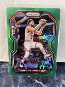 2020-21 Prizm Tomas Satoransky Green Prizm Card - Chicago Bulls - Picture 1 of 2