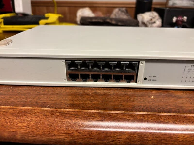 3Com LinkBuilder FMS II 12-Port Ethernet Hub  3C16670 - Image 1 of 4