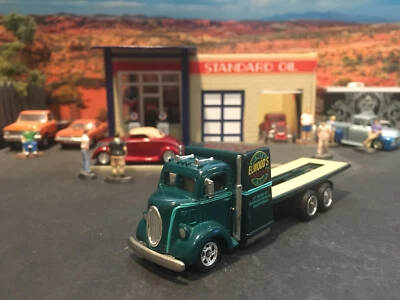 1:64 Hot Wheels LE Elwood's Garage 1938 38 Ford COE Green Flatbed Car Hauler - Image 1 of 4