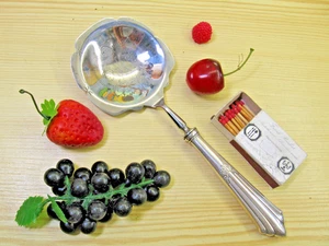 seltener Erdbeerlöffel, geschm. rostfr. OT WMF 900 Fächermuster 90g vers. §0037a - Bild 1 von 1