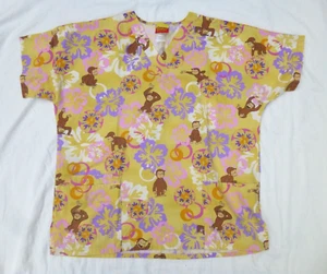 Women's Curious George Yellow Hawaiian Scrub Shirt Size M Medium - Picture 1 of 3