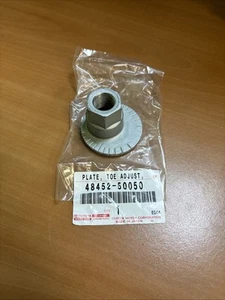 Genuine Lower Front Arm Camber Adjustment Plate Nut For Lexus LS600H 2007-2015 - Picture 1 of 7