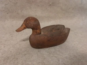 Carved Wooden Decoy Duck natural wood Signed brand TP Thomas Peters Rodanthe NC - Picture 1 of 11