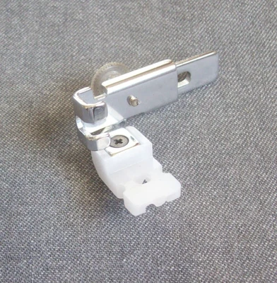 Pé prensa tubulação com zíper Kenmore LOW SHANK - Imagem 1 de 2