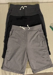 Boys Youth 32 Degrees Cool Med (10-12) Shorts Costco 3 Pack gray/navy/charcoal - Picture 1 of 7