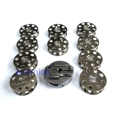 Estuche de bobina #45751+10 bobinas para máquina de coser SINGER peso pluma 221 222 Foto 1 de 4