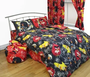 Juego de funda de edredón reversible roja/negra de cama individual Angry Birds TNT oficial - Imagen 1 de 2
