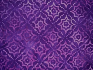 Tela artesanal para acolchado de algodón Batik metro o cuarto de grasa púrpura bohemio - Imagen 1 de 1