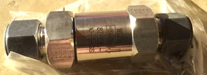 Válvula de retención Parker 8Z-C8L-10-T-SS (1/2") - Imagen 1 de 2
