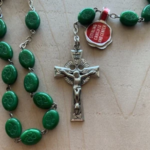 Lovely Irish Chapel Vtg Rosary Sterling Green Celtic Clover Hand Crafted Tags - Picture 1 of 7
