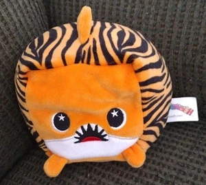 Moosh Moosh Squared Flip Ems MAC Tiger Shark Reversible Mood Change Plush - Picture 1 of 7
