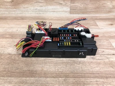 MINI COOPER OEM R56 FRONT SAM FUSE BOX RELAY FUSES RELAYS BLOCK 2007-2014 2 - Image 1 of 4