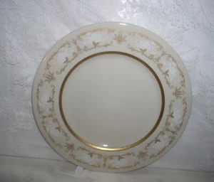 Bellas Artes Bellas Artes China Hecho en EE. UU. Castillo Kenwood Plato de postre 8-1/4" EX - Imagen 1 de 2