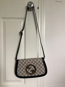Gucci Navy GG Supreme Canvas Blondie Shoulder Bag/Crossbody 100% Authentic  - Bild 1 von 12
