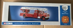 corgi 53001 Mack B Series. Rear Mount Ladder Milwaukee - Picture 1 of 8