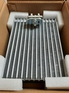 Air Con Evaporator For Kenworth K108 14.9L ISX EGR 01/08 to 12/10 - Picture 1 of 5