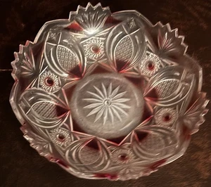 Vintage Plastic Razor Tooth Cut Dish Clear with Hints of Dark Red Color - Picture 1 of 5