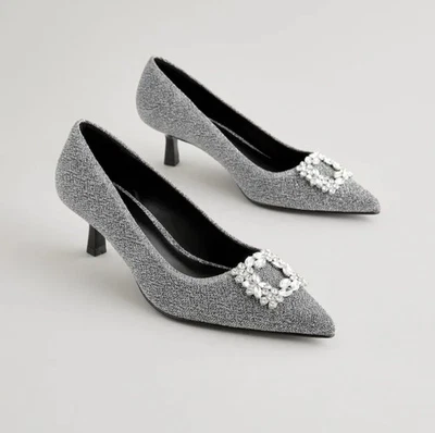 Mujer Tacón Alto Joya Gatito Punta EE. UU. Talla 9 Totalmente Nuevo Nunca Usado Plateado Foto 1 de 4