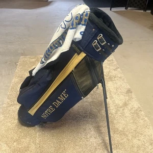 Jones Sports Notre Dame Fighting Irish Stand/Carry Golf Bag - Picture 1 of 13