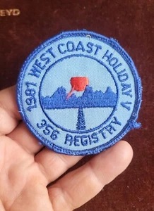 VINTAGE AUTOMOBILE CLUB PATCH / BADGE # PORSCHE 356 REGISTRY WEST COAST HOLIDAY - Picture 1 of 3