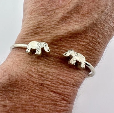 Bracelete de prata esterlina com punho de elefante Alex & Ani 7", D12 - Imagem 1 de 4