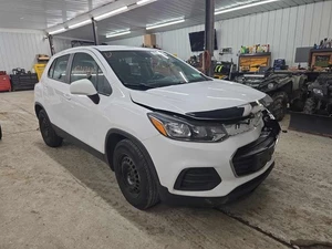 Used Front Right Outer Drive Axle Shaft fits: 2017 Chevrolet Trax front axle FWD - Picture 1 of 17