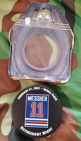 2007 MARK MESSIER HOF RETIREMENT NIGHT 1979-1991 STATS PUCK NHL 🇸🇰 READ! RARE Cover