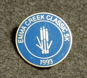 1993 Emma Creek Classic 5K Pin - Picture 1 of 3