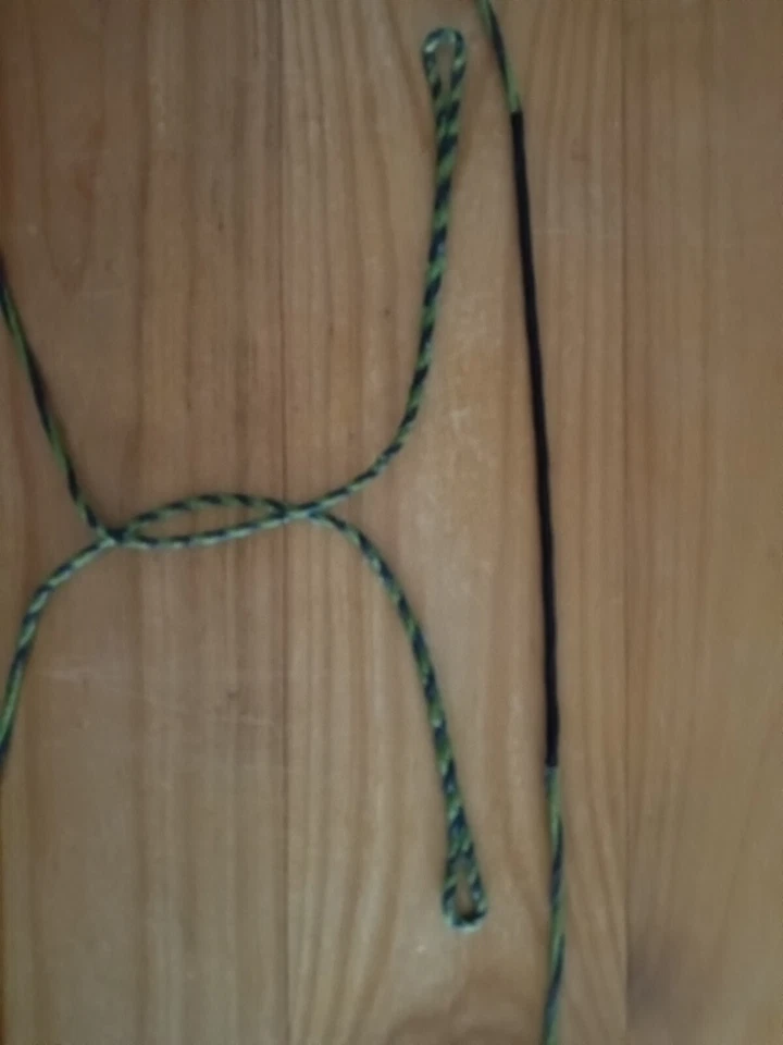 Hand Twisted 2-ply B-55 Flemish Bow string Kiwi & Black 14 strand 60 AMO longbow - Image 1 of 1