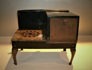 Antique 1920's Toy Tin Stove/Oven 407X  Kingston Products 7.50 "T x 9"L x 6"W - Picture 1 of 8