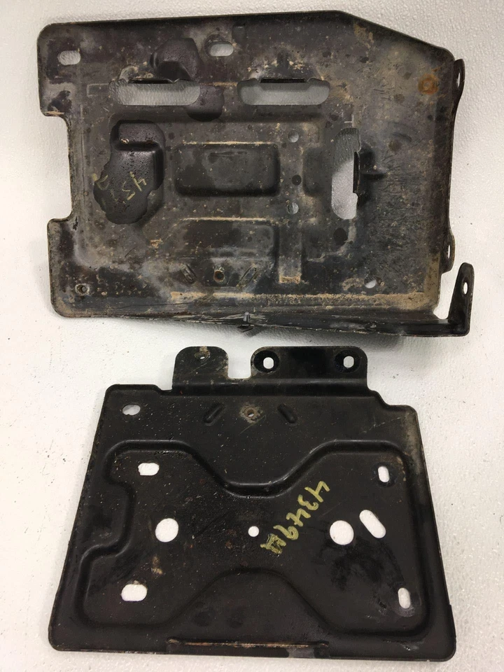 Battery Tray GMC SIERRA 1500 07 08 09 10 11 12 13 Foto 1 de 1