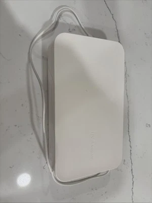 Cargador inalámbrico y desinfectante UV Samsung Electronics Samsung Qi Foto 1 de 2