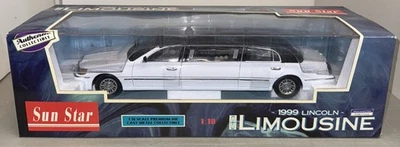 SUN STAR 1999 LINCOLN TOWN CAR STRETCH LIMOUSINE 1:18 SCALE DIECAST - NEW WHITE - Image 1 of 4