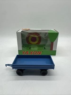 YAXON Blue TRAILER 1/43 SCALE MADE IN ITALY - Image 1 of 4