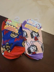 NEW PBS Kids 4 Pair Low Cut Socks Elinor Wonders Why & Arthur Shoe Size 1-7 - Picture 1 of 4