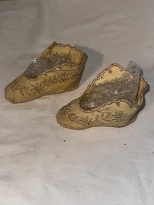 Antique Hand Embroidered Baby Booties 1950's - Picture 1 of 4