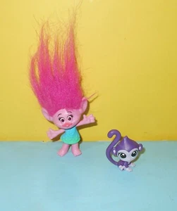 1.5" Hasbro Littlest Pet Shop Minis Purple Monkey Figure w/ Poppy Troll figure - Picture 1 of 2