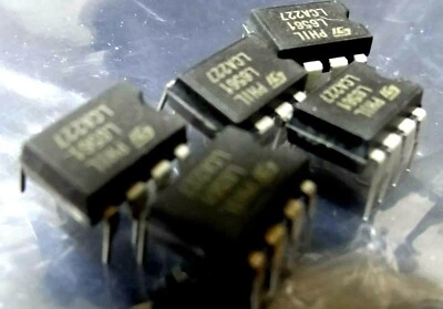 5x L6561 8 pin power factor correction IC ST-Microelectronics PFC phil - Image 1 of 2