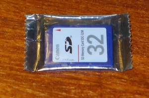 vintage old sealed Canon 32MB sd memory card for collectors - Picture 1 of 3